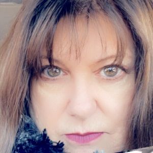 Meet your Posher, Colleen